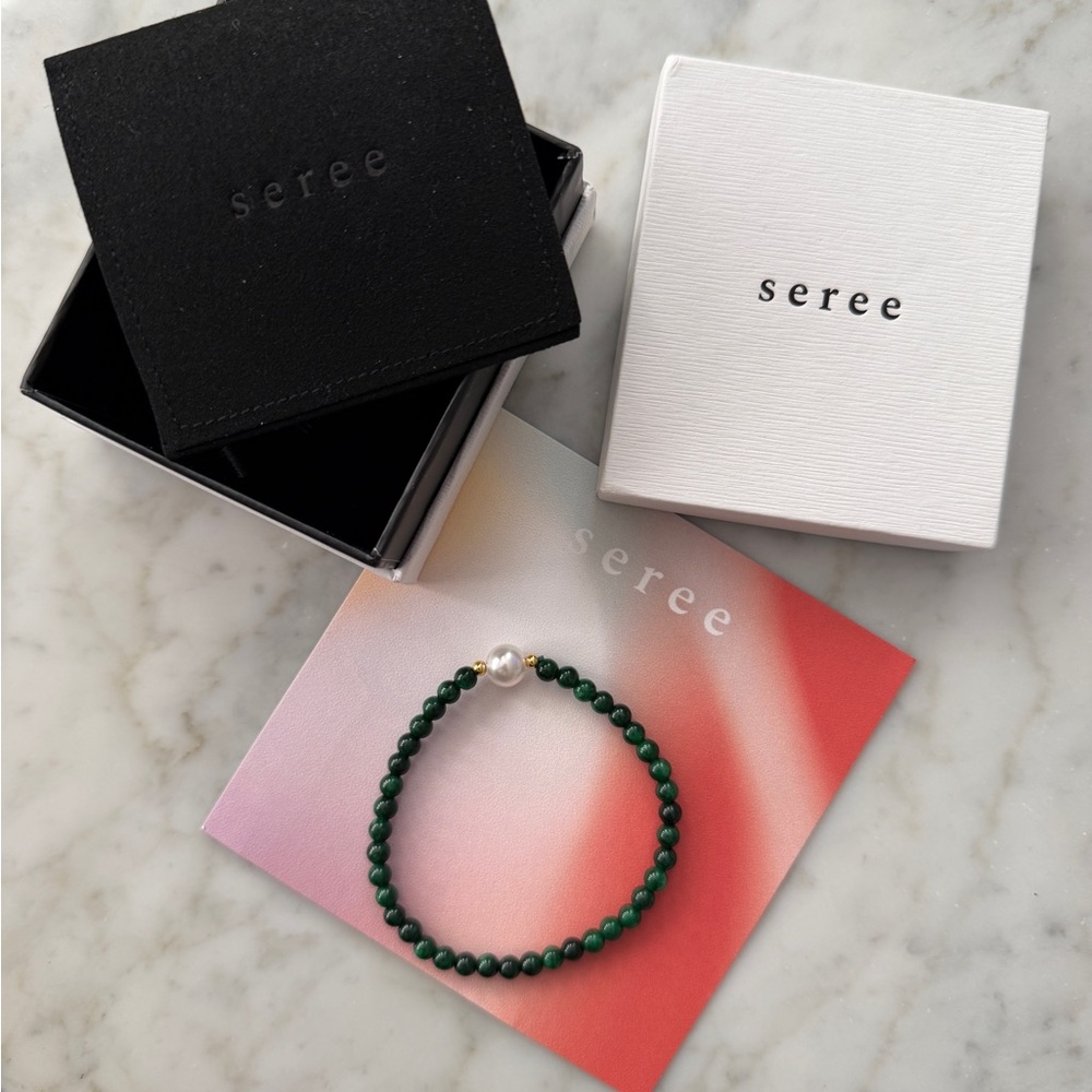Seree, Clara — Pearl and Green Chalcedony Beaded Bracelet